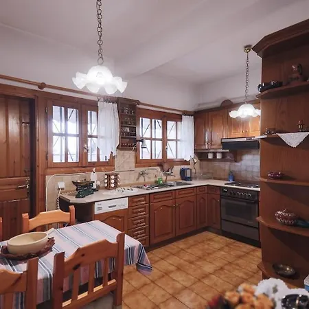 Zeusplace Magic Pool * Aiginio